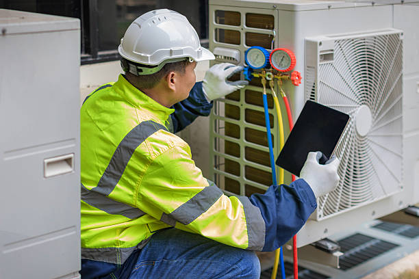 Professional Ductwork Repair technician working in Marshall, MI